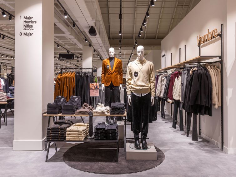 C&A Concept store in Madrid - 0H851 Atlas Oak (BST) -  0U146 Cloud Grey (CST)